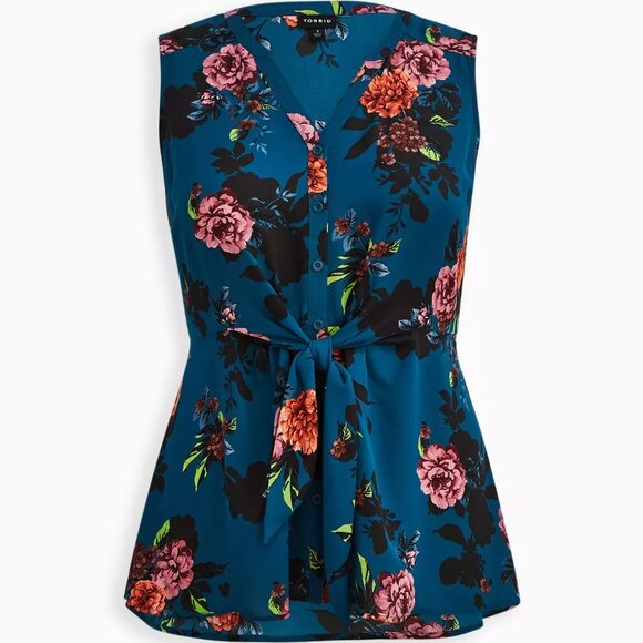 TORRID Top - Picture 1 of 9